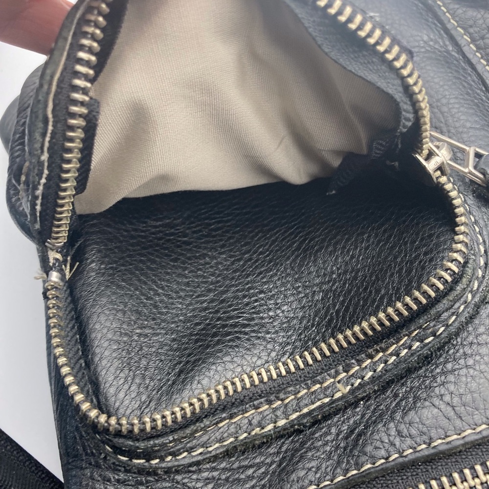 ROOTS ‘VILLAGER’Black Pebbled Leather Everyday Comfortable Crossbody Bag Vintage - Picture 9 of 16